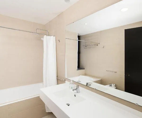 Xa Rral-579 公寓 *