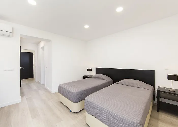 Xa Rral-579 公寓 *